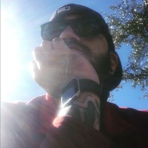 Meet your Posher, Adrian